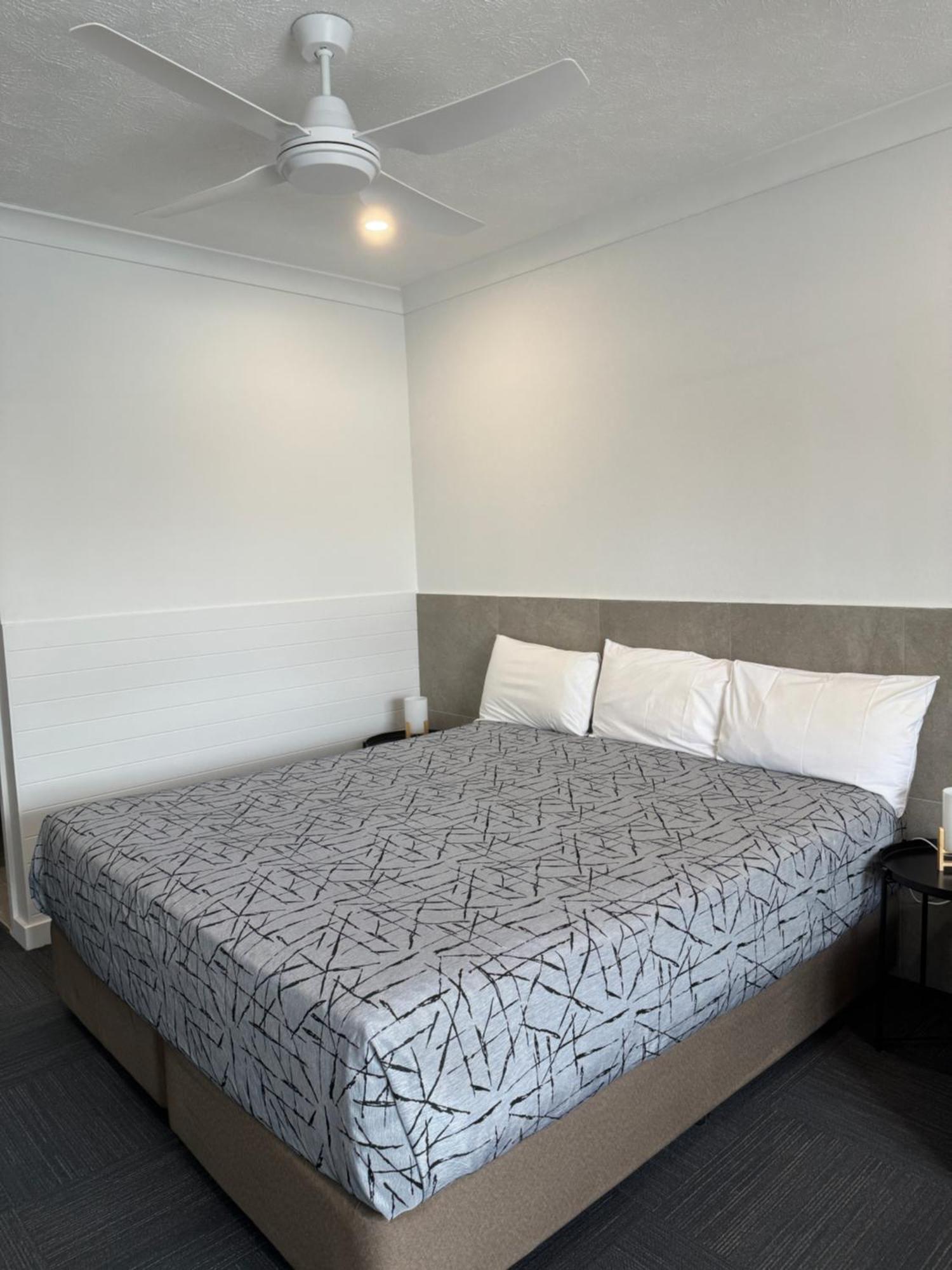 Motor Motel 3*