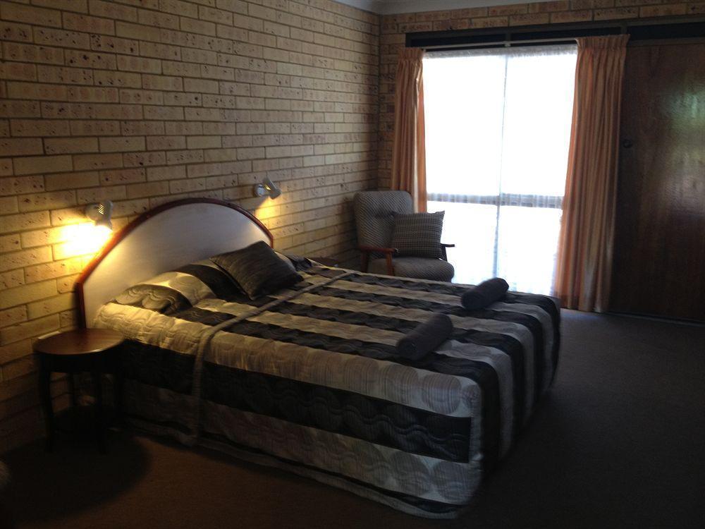 Motor Motel 3*